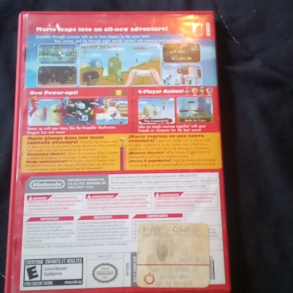 New Super Mario Bros Wii - Picture 2 of 3